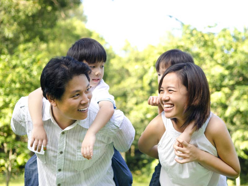Photo 6 – Happy Asian Family